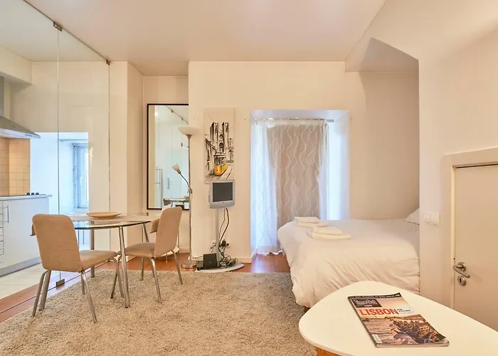 Salgadeiras - Bairro Alto * Lisboa