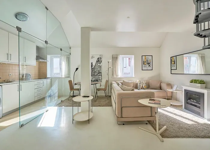 Salgadeiras - Bairro Alto * Lisboa