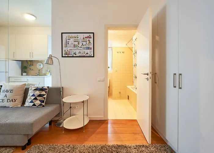 Salgadeiras - Bairro Alto * Lisboa