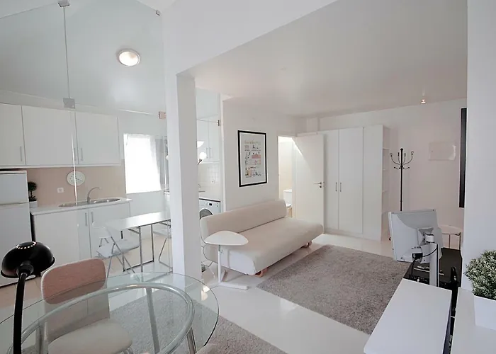 Salgadeiras - Bairro Alto *