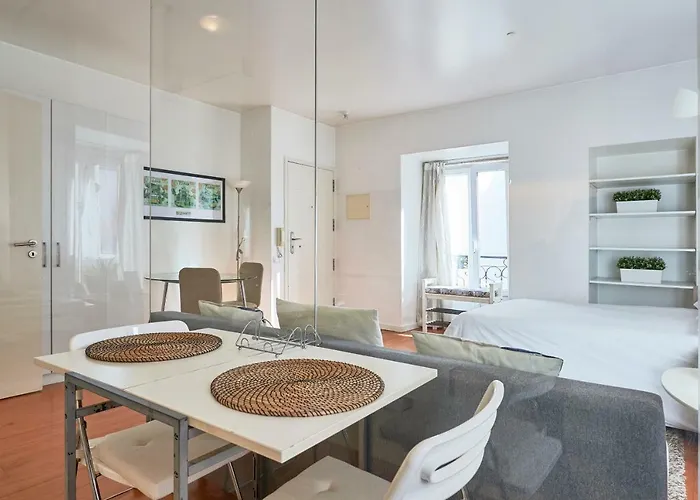 Salgadeiras - Bairro Alto * Lisboa